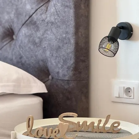 Lägenhet Divanovic With Sea View *