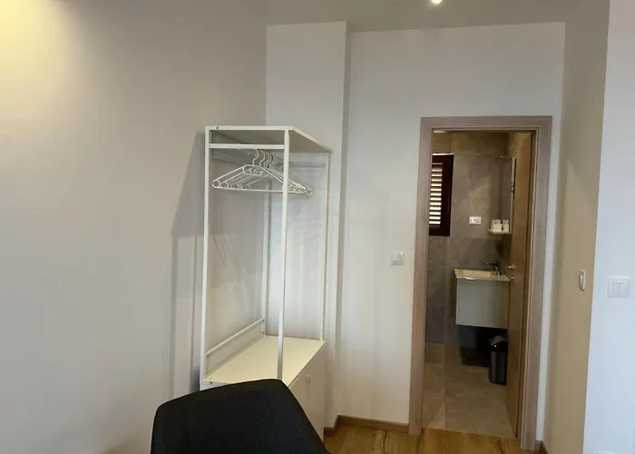 Divanovic With Sea View Appartement *